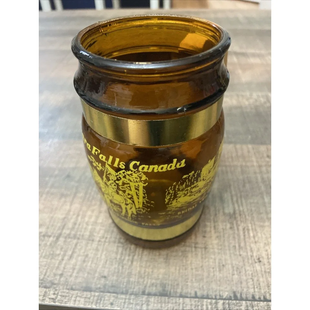 Vintage Niagara Falls, Canada Souvenir Wood Handled‎ Collectible Drinking Mug